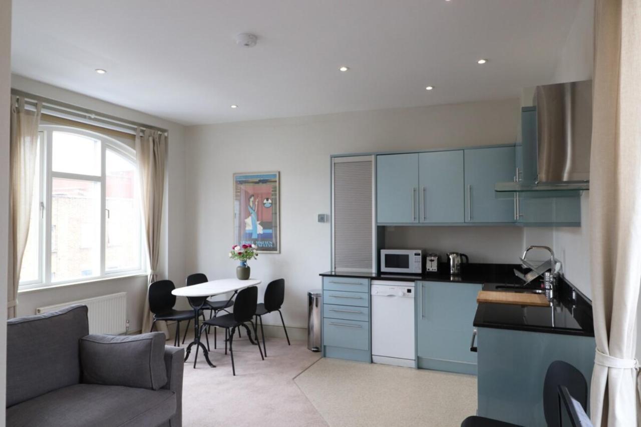 Stylish Light-Filled 1 Bedroom Flat In Hammersmith Londra Esterno foto